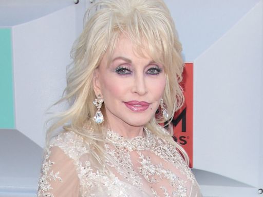 Dolly Parton's, 20, unconventional wedding dress she regretted following rebellious elopement