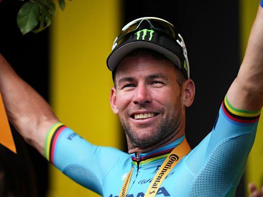 Mark Cavendish claims record-breaking 35th Tour de France stage win