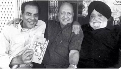 Producer Raaj Grover of iconic films 'Taaqat' and 'Thikana', passes away at 87 - Times of India