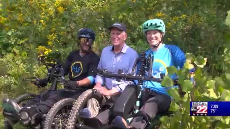 Senator Peter Welch celebrates new accessible mountain biking trail