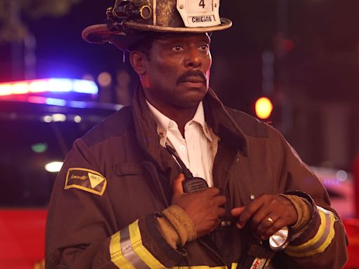 Chicago Fire 's Eamonn Walker Leaving After 12 Seasons