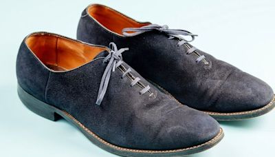 Elvis Presley's blue suede shoes expected to fetch up to £120,000 at auction