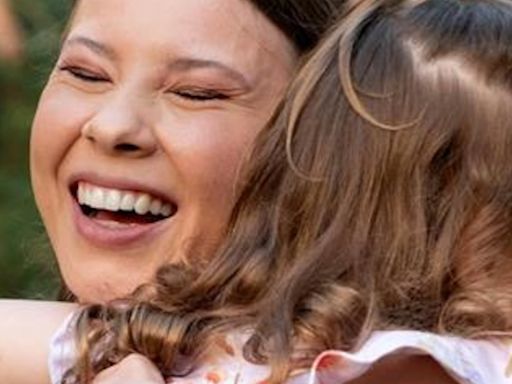 Check Out the Cutest New Photo of Bindi Irwin's Daughter - E! Online