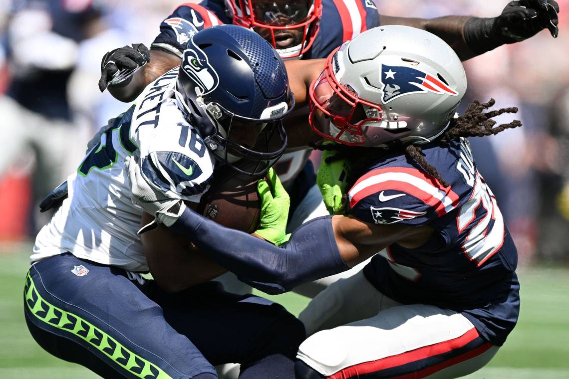 Seahawks’ locker room knows how Tyler Lockett beat the Patriots--on a 2-catch, 15-yard day