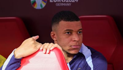 Kylian Mbappe Demands €100 Million from PSG for Unpaid Salaries and Bonuses