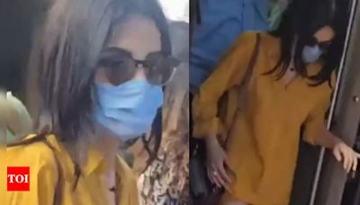 Radhika Madan travels from Surat to Mumbai on Vande Bharat Express; a video from Borivali station goes viral - Times of India