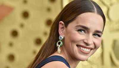 Emilia Clarke Swaps Brown For A Summery Honey Blonde