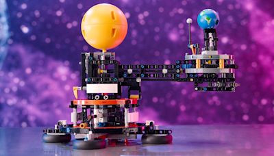 Save 20% Off the New-for-2024 LEGO Technic Planet Earth and Moon in Orbit Interactive Set - IGN