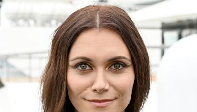 Alyson Stoner Addresses Whether They Actually Wanted to Be a Child Star - E! Online