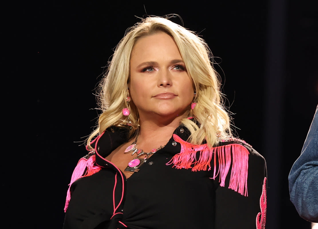 Miranda Lambert Pauses Performance Mid-Song to Break Up Crowd Fight: 'I Will Come Down There'