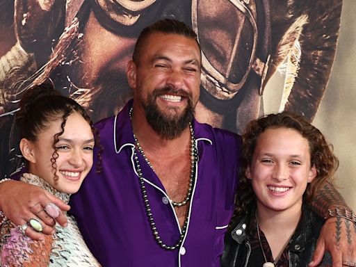 Jason Momoa saca a su hija a cantar al escenario y a su hijo tocando la guitarra: Tan mayores que cuesta reconocerles