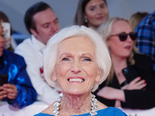 Mary Berry re-wears same NTA dress from 11 years ago