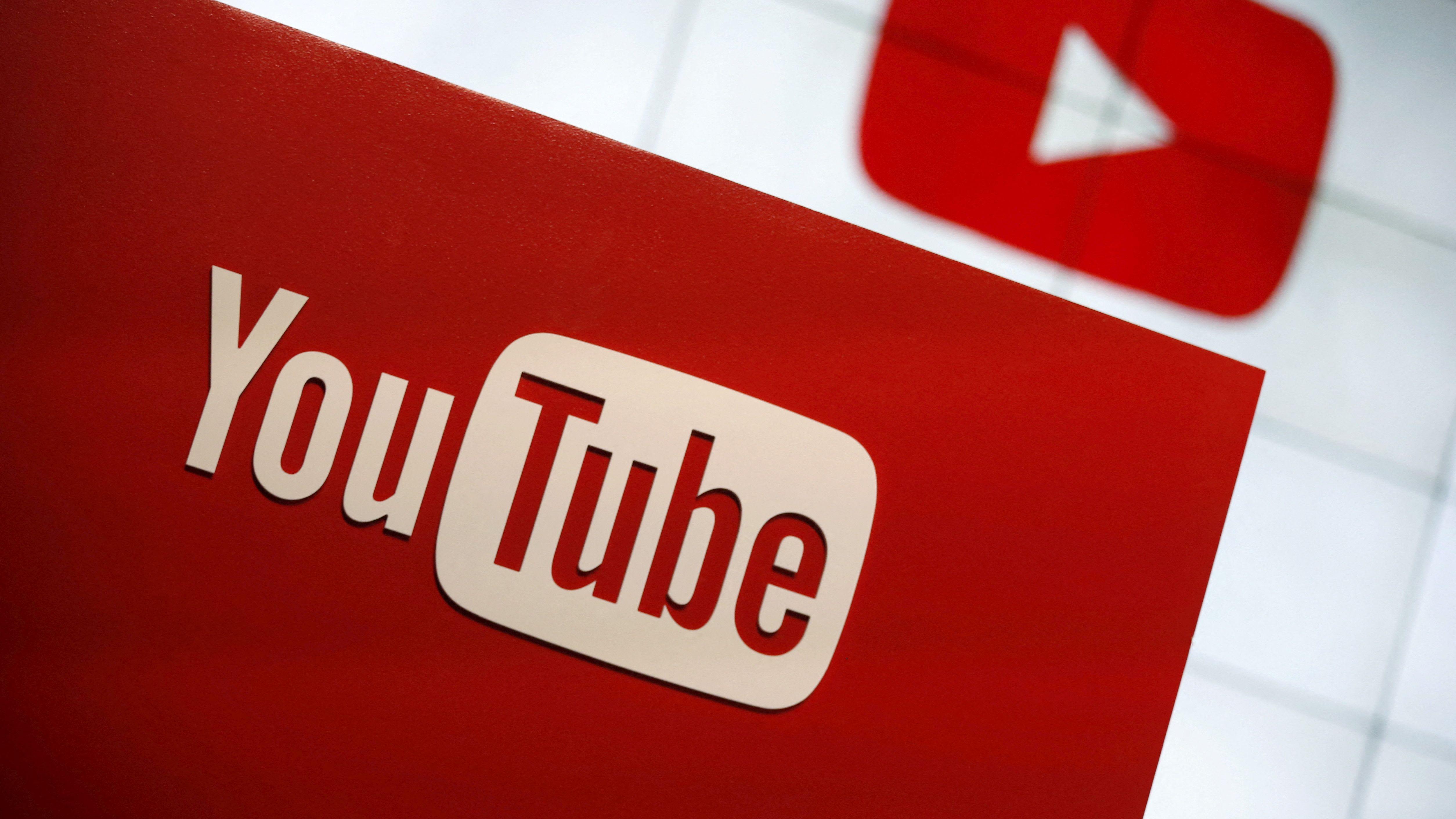 YouTube restricts teenager access to fitness videos