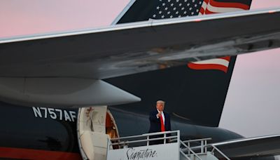 Trump’s Gold-Plated Plane Clipped a Corporate Jet at Florida Airport, FAA Says