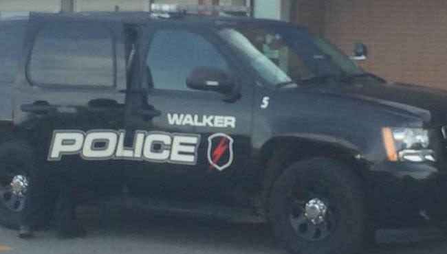 Police: Motorcyclist seriously hurt in Walker crash