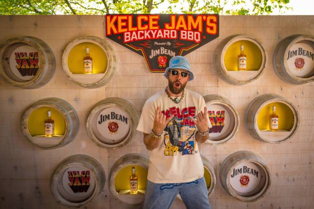Travis Kelce, Lil Wayne, 2 Chainz Perform ‘Duffle Bag,’ Throw Massive Outdoor Party at Kelce Jam