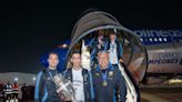 La Selección Argentina llega al país con el recibimiento de miles de hinchas