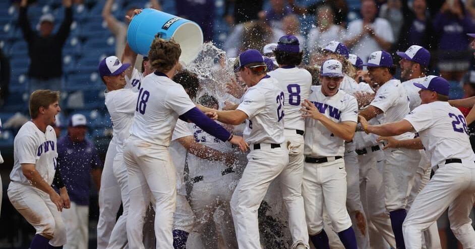 Season-saving walk-off: UW-Whitewater baseball wins 11-10 stunner over Birmingham-Southern;