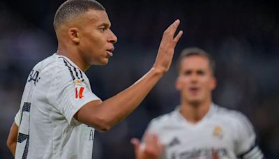 Kylian Mbappe Gives Real Madrid Injury Scare After Scoring Again in Dramatic 3-2 Win Over Alaves