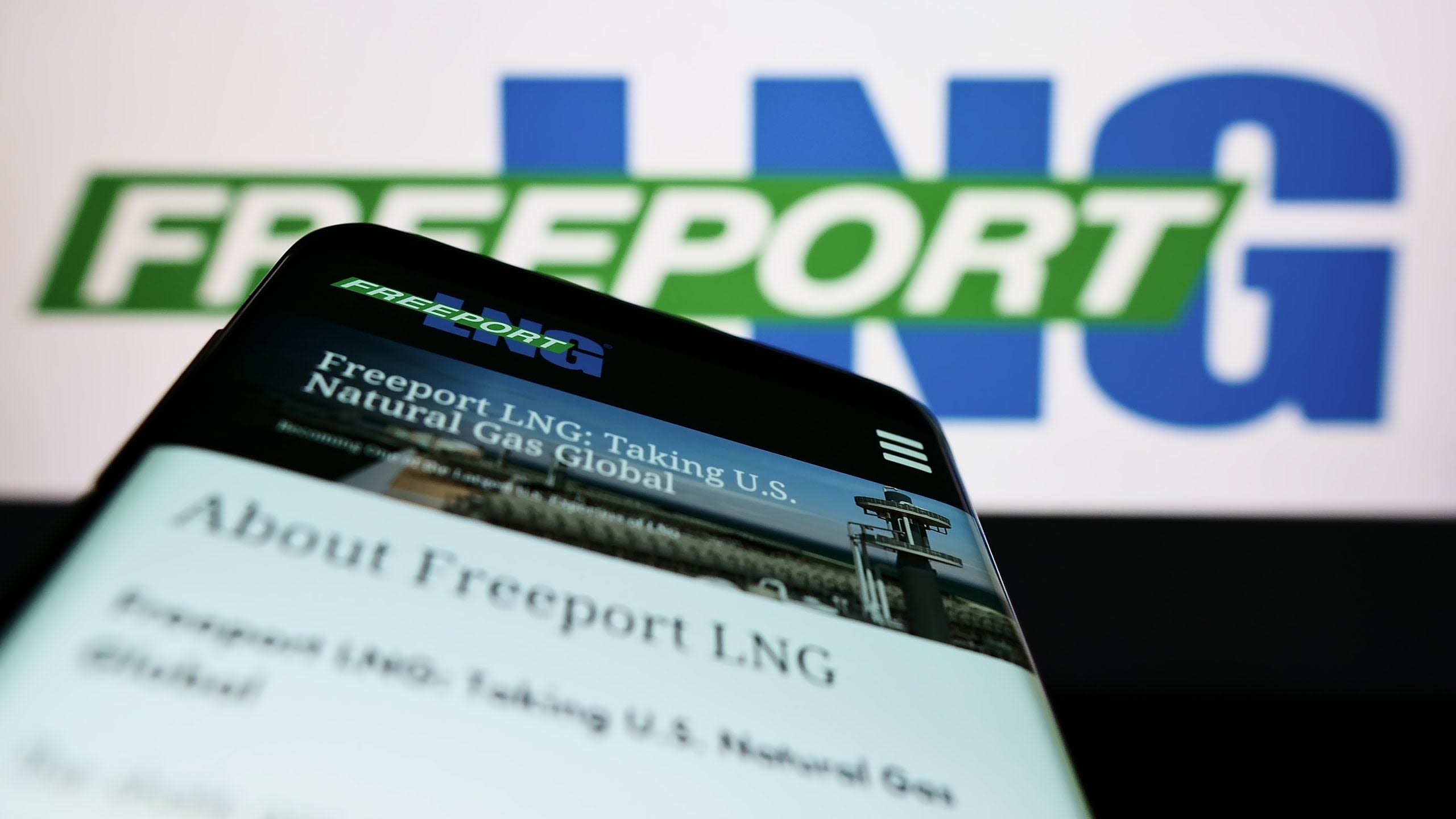 Freeport LNG readies return to full production after Hurricane Beryl shutdown