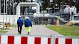 WRAPUP 4-Russia scraps gas pipeline reopening, stoking European fuel fears