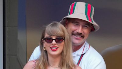 Taylor Swift Is the Captain of Travis Kelce's Cheer Squad at Chiefs Game - E! Online