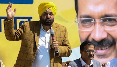 Change of chief secretary adds to buzz about tensions between Punjab CM Mann, Kejriwal