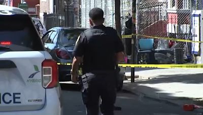 Man, woman injured in double shooting in the Bronx