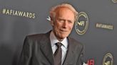 La Jornada: Cerca de cumplir 94 años, Clint Eastwood reaparece en público