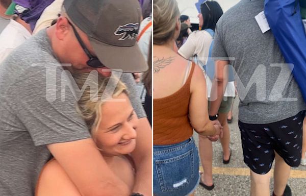 New Photos Show Gypsy-Rose Blanchard Cuddling and Holding Hands with Ex-Fiancé