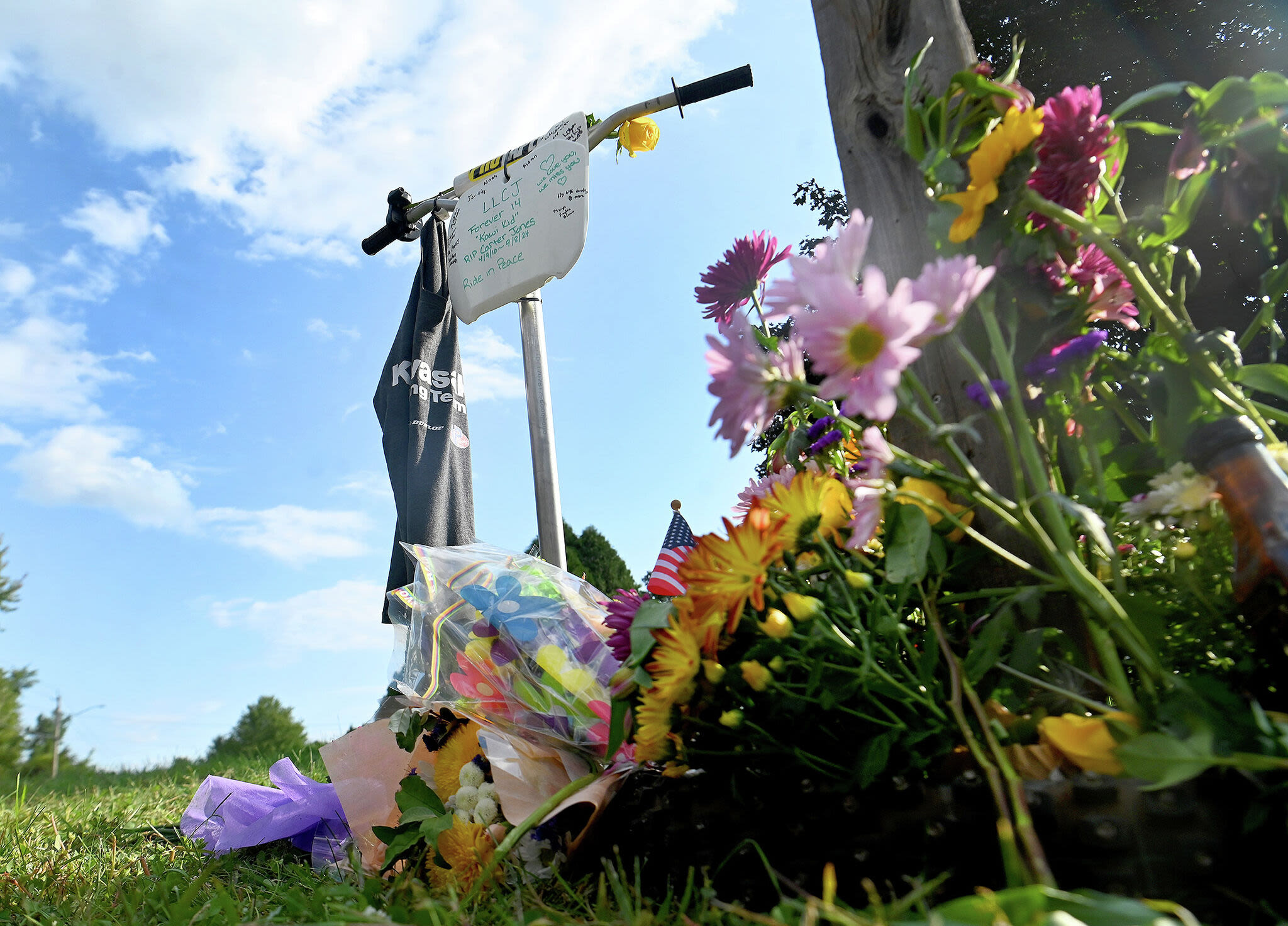 Deaths of 2 CT students riding dirt bikes on local roads highlight ‘difficult problem’ for police