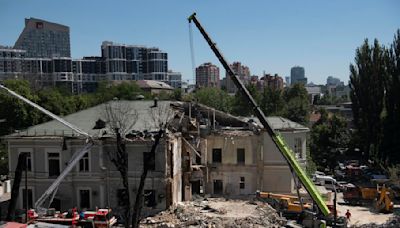 Ucrania empieza la reconstrucción del hospital infantil de Kiev atacado por Rusia