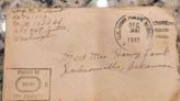 Texas Mailman Drives 5 Hours On His Day Off To Deliver Lost WWII Letters To Arkansas Family