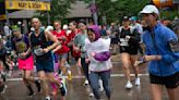 Weather conditions fail to dampen enthusiasm of Pittsburgh Marathon runners