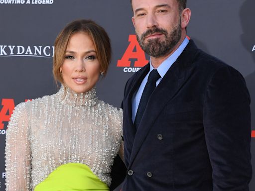 Ben Affleck Purchases L.A. Home on the Same Day Jennifer Lopez Sells Her Condo - E! Online