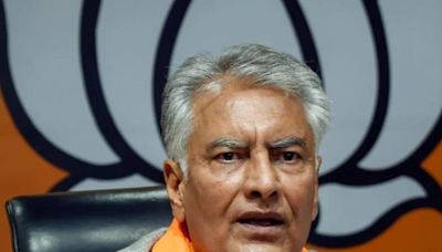 Sunil Kumar Jakhar Offers To Resign as Punjab BJP Chief Ahead Of Panchayat Polls: Sources - News18