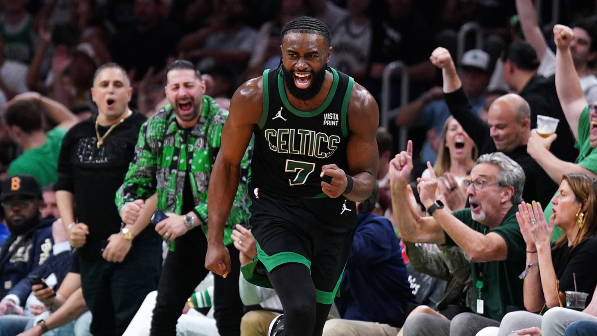 Celtics vs. Pacers score, takeaways: Jaylen Brown scores 40 after 'big-time' All-NBA snub, Boston goes up 2-0