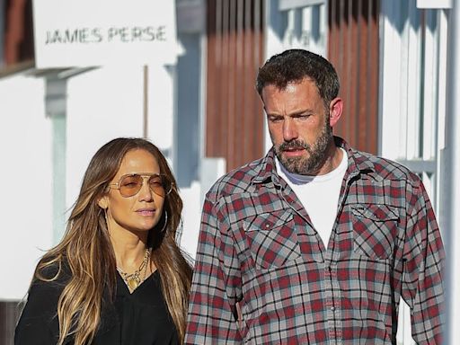 J.Lo Still "Smitten" With Ben Affleck But Chances of Reconciliation Are "Slimmer by the Day"