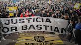 Masiva marcha para pedir justicia por el crimen de Bastián - Diario Hoy En la noticia