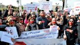 Tunisia sentences journalists to a year in prison for criticizing the government