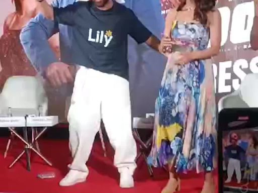 Shakib Khan and Mimi Chakraborty at Toofan's press conference in Kolkata | Bengali - Times of India Videos