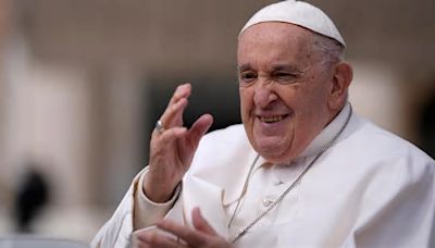 Il Papa in volo verso Venezia, visiterà la Biennale, poi messa in piazza San Marco