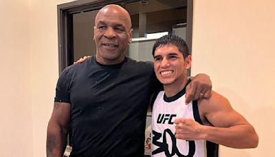 Mike Tyson SORPRENDIÓ a un campeón de boxeo argentino en pleno entrenamiento