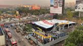 Al menos 14 muertos y más de 70 heridos en Bombay por la caída de una enorme valla publicitaria