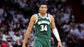 Giannis Antetokounmpo says he won't sign Bucks extension unless 'everybody's on the same page'