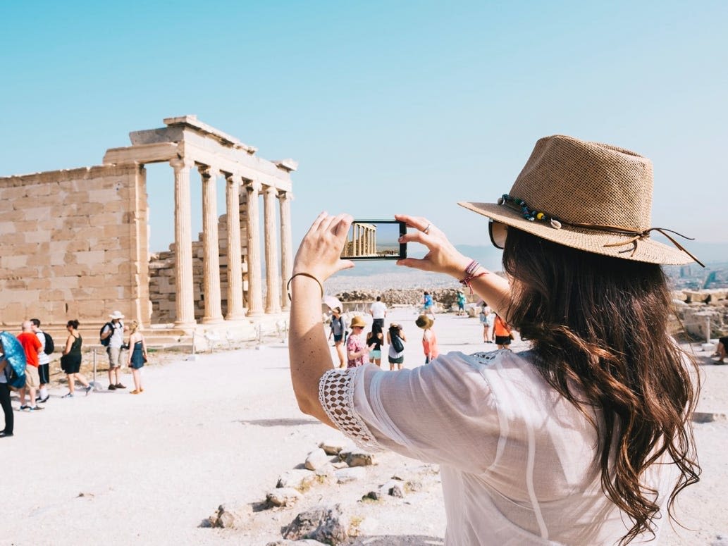 I grew up in Athens. Here are 8 things I wish tourists would stop doing when they come here.