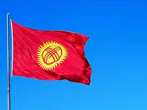 Kyrgyzstan deports illegal Pakistani migrants amid socio-political crisis
