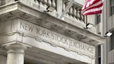 Stock market today: Wall Street slightly lower as airlines post earnings ahead of latest GDP report