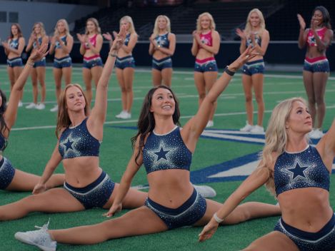 America’s Sweethearts Trailer for Netflix’s Dallas Cowboys Cheerleaders Series