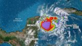 En un minuto: Beryl toca tierra en la Península de Yucatán como huracán categoría 2